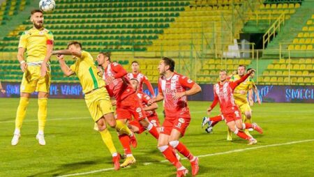 Soi kèo, dự đoán Macao Mioveni vs UTA Arad, 20h30 ngày 30/8