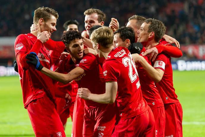 Soi kèo, dự đoán Macao NEC vs Twente, 19h30 ngày 7/8