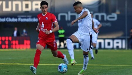 Soi kèo, dự đoán Macao Vicente vs Famalicão 2h15 ngày 23/8