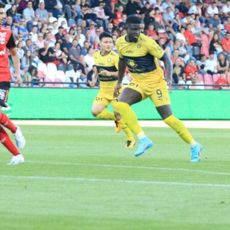 Nhận định kèo Pau vs Dijon, 0h00 ngày 7/8 dự đoán Hạng 2 Pháp