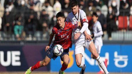 Soi kèo phạt góc Gimcheon Sangmu vs Seoul, 17h ngày 15/8