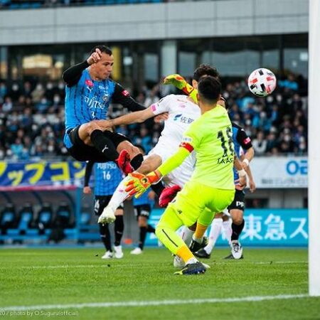 Soi kèo phạt góc Kawasaki Frontale vs Sagan Tosu, 17h00 ngày 31/8