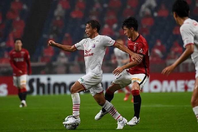 Soi kèo phạt góc Nagoya Grampus vs Júbilo Iwata, 17h30 ngày 19/8