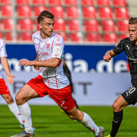 Nhận định kèo Regensburg vs Karlsruhe, 18h00 ngày 20/8 dự đoán Hạng 2 Đức