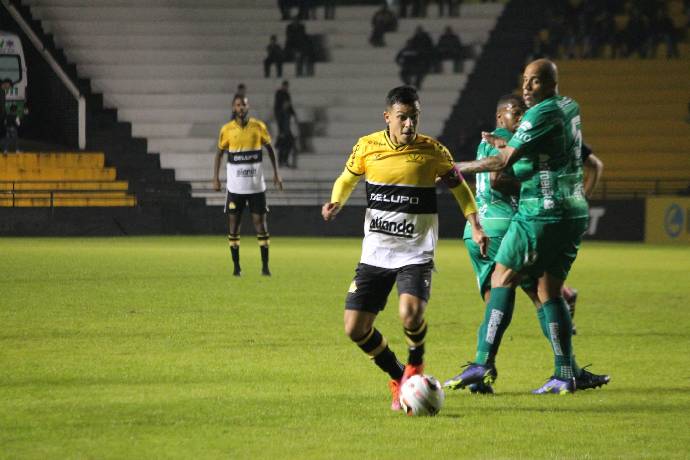 Soi kèo tài xỉu Criciúma vs Guarani hôm nay, 7h05 ngày 11/8