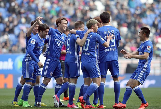 Soi kèo tài xỉu Jeju vs Suwon Bluewings hôm nay, 18h ngày 20/8