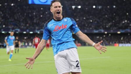 Phân tích kèo hiệp 1 Rangers vs Napoli, 2h ngày 15/9