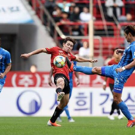 Phân tích kèo hiệp 1 Ulsan vs Pohang, 14h30 ngày 11/9