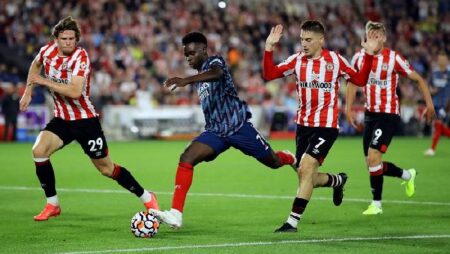 Soi kèo chẵn/ lẻ Brentford vs Arsenal mới nhất, 18h ngày 18/9