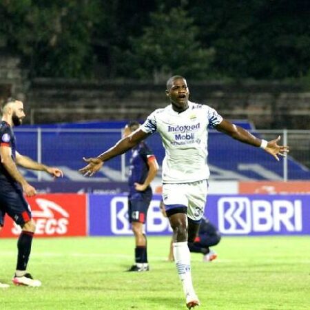 Soi kèo, dự đoán Macao Arema vs Persib, 15h30 ngày 11/9