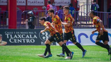 Soi kèo, dự đoán Macao Raya2 Expansión vs Leones Negros 22h00 ngày 8/7