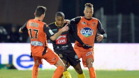 Nhận định kèo Stade Lavallois MFC vs Pau FC, 0h00 ngày 11/9 dự đoán Hạng hai Pháp