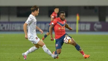 Soi kèo phạt góc Cangzhou Mighty Lions vs Shanghai Port, 16h30 ngày 1/9