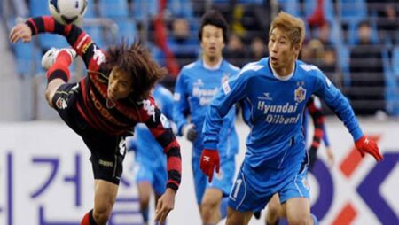 Soi kèo phạt góc Ulsan vs Pohang, 14h30 ngày 11/9