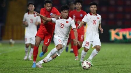 Soi kèo phạt góc Việt Nam vs Singapore, 19h ngày 21/9