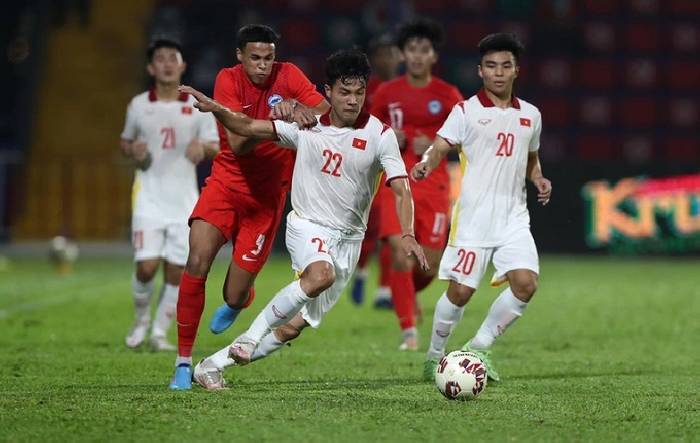 Soi kèo phạt góc Việt Nam vs Singapore, 19h ngày 21/9