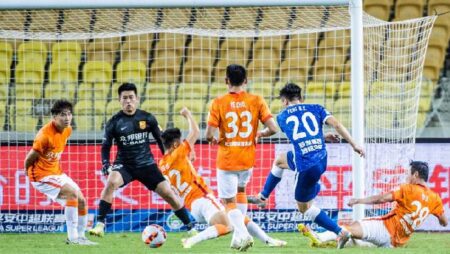 Soi kèo phạt góc Wuhan Yangtze vs Shenzhen, 18h30 ngày 20/9