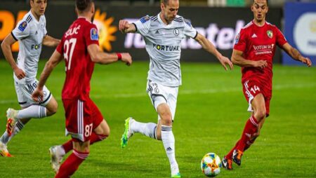 Soi kèo tài xỉu Legia vs Legnica hôm nay, 01h30 ngày 17/9