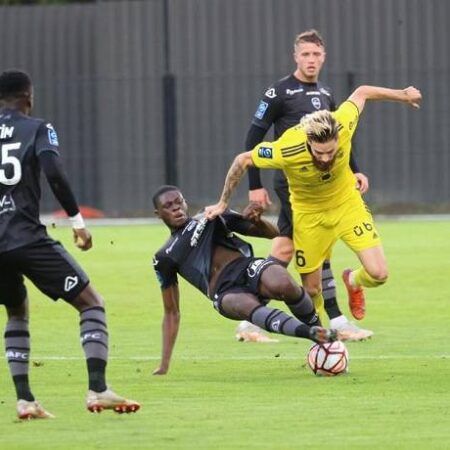 Soi kèo tài xỉu Pau FC vs Valenciennes hôm nay 0h00 ngày 18/9