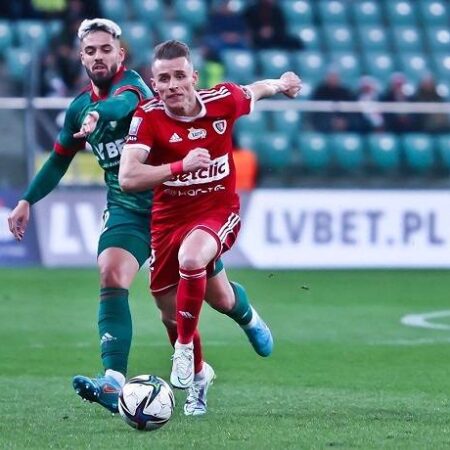 Soi kèo tài xỉu Piast Gliwice vs Slask Wroclaw hôm nay 23h00 ngày 16/9
