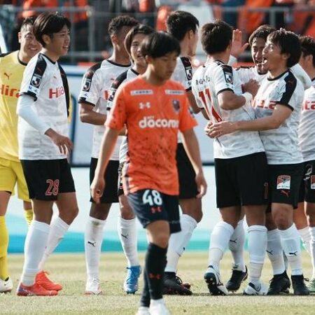 Soi kèo tài xỉu Roasso Kumamoto vs Omiya Ardija hôm nay 17h00 ngày 4/9
