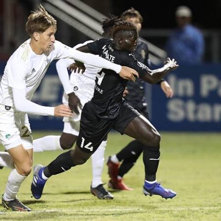Soi kèo tài xỉu Tucson vs North Carolina hôm nay 9h05 ngày 21/9