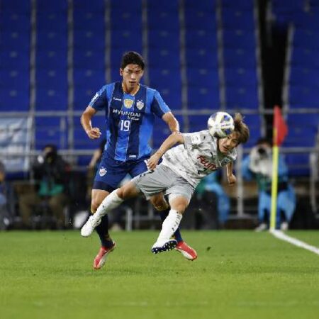 Máy tính dự đoán bóng đá 15/10: Gangwon vs Ulsan