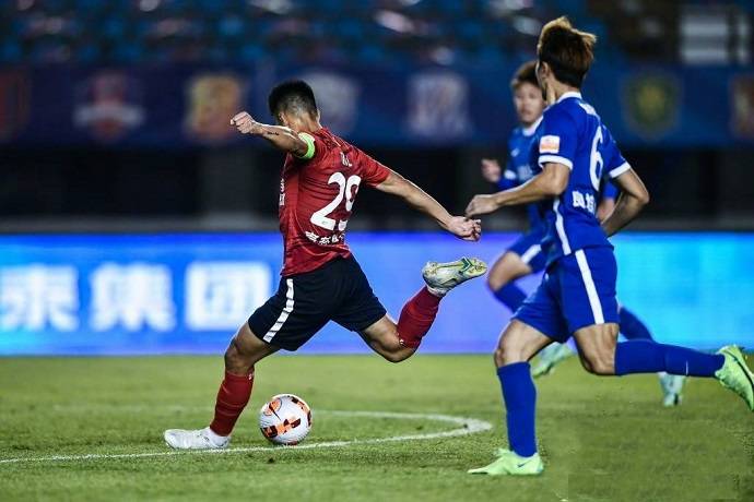 Phân tích kèo hiệp 1 Wuhan Three Towns vs Dalian, 18h30 ngày 25/10