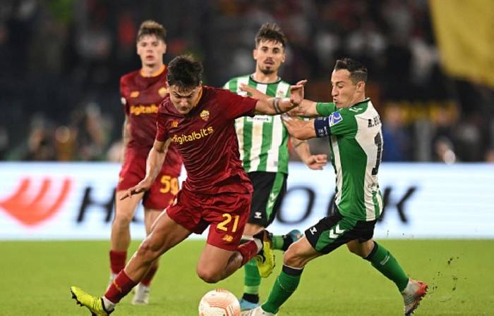 Soi kèo phạt góc Betis vs Roma, 23h45 ngày 13/10