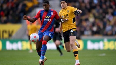 Soi kèo phạt góc Crystal Palace vs Wolves, 2h15 ngày 19/10