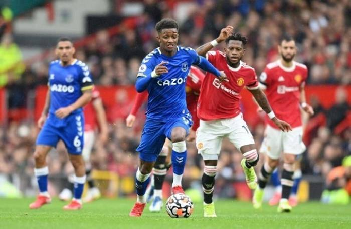 Soi kèo phạt góc Everton vs MU, 1h ngày 10/10