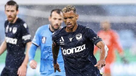 Soi kèo phạt góc Melbourne Victory vs WS Wanderers, 15h45 ngày 15/10