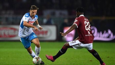 Soi kèo phạt góc Napoli vs Torino, 20h ngày 1/10