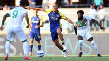 Soi kèo phạt góc Sassuolo vs Hellas Verona, 1h45 ngày 25/10