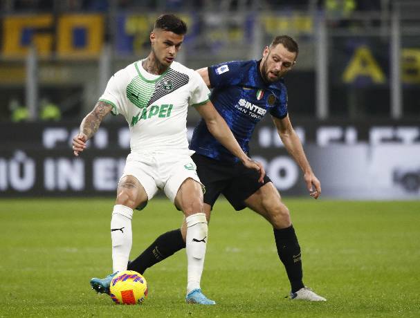 Soi kèo phạt góc Sassuolo vs Inter Milan, 20h00 ngày 8/10