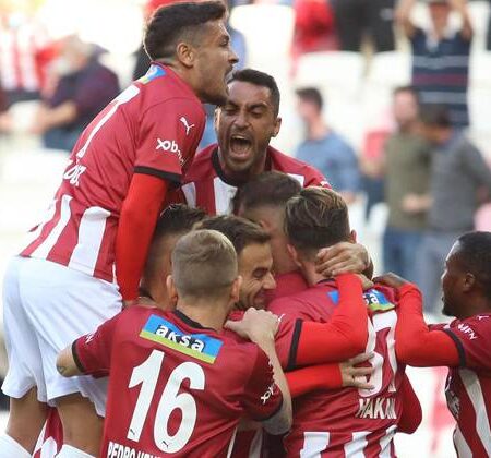 Nhận định kèo Sivasspor vs Giresunspor 0h00 ngày 18/10 dự đoán giải VĐQG Thổ Nhĩ Kỳ