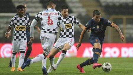 Soi kèo tài xỉu Guimaraes vs Boavista hôm nay, 2h30 ngày 24/10