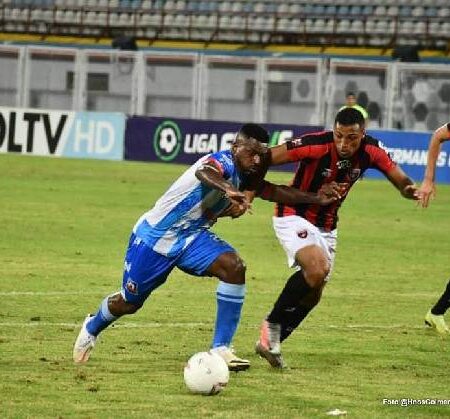 Soi kèo tài xỉu Hermanos vs Caracas hôm nay, 6h15 ngày 5/10