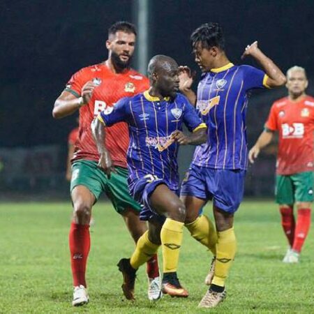 Soi kèo tài xỉu UiTM vs Sabah hôm nay, 19h15 ngày 26/10