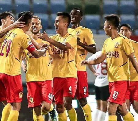 Máy tính dự đoán bóng đá 4/11: Zibo Cuju vs Sichuan Jiuniu