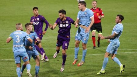 Soi kèo phạt góc Melbourne City vs Perth Glory, 13h ngày 5/11