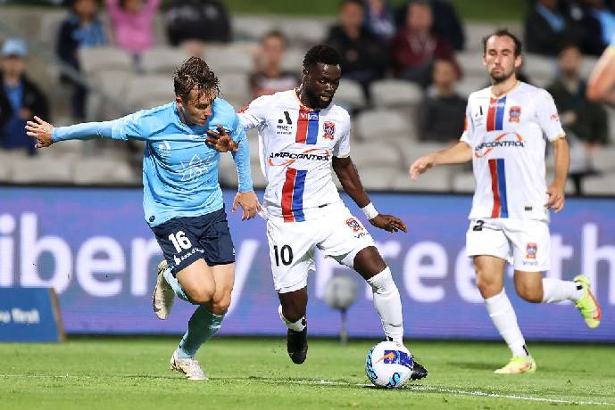 Soi kèo phạt góc Newcastle Jets vs Melbourne City, 13h00 ngày 12/11