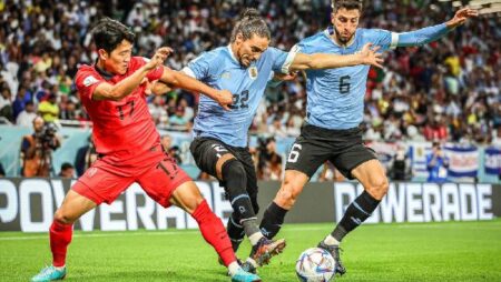 Soi kèo siêu dị Ghana vs Uruguay, 22h ngày 2/12