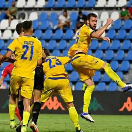 Soi kèo tài xỉu Ascoli vs Frosinone hôm nay, 2h30 ngày 12/11