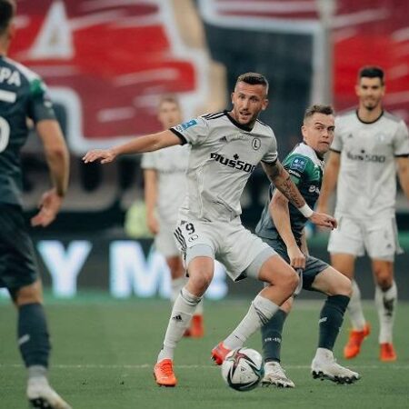 Soi kèo tài xỉu Legia Warszawa vs Lechia Gdansk hôm nay 2h30 ngày 5/11