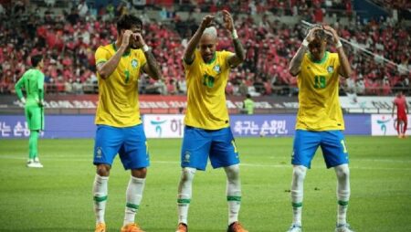 Soi kèo phạt góc Brazil vs Hàn Quốc, 2h ngày 6/12