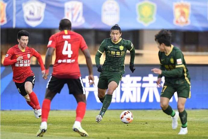 Soi kèo phạt góc Hebei vs Beijing Guoan, 14h00 ngày 10/12